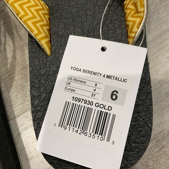 Sanuk - super soft and cushioned flip flops Women’s size 6 - Picture 4 of 5